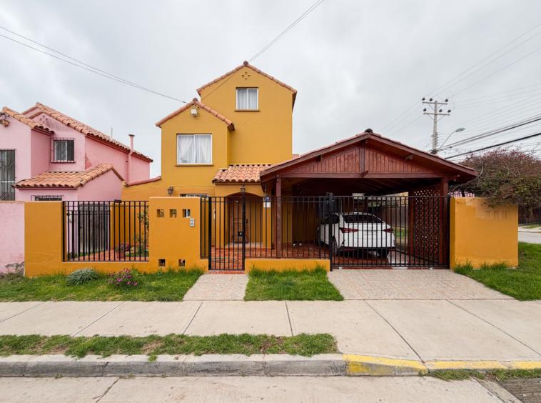 Espaciosa Casa Esquina en Venta en Peñuelas Coquimbo